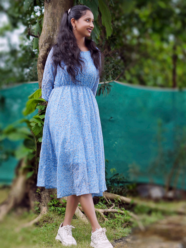 Blue Tressy Midi Dress